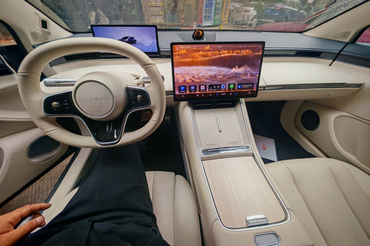 鸿蒙智行 智界S7 2024款 Pro 后驱长航版中控内饰12