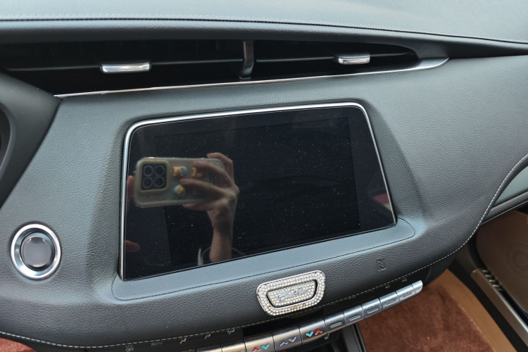 凯迪拉克XT4 2021款 28T 两驱豪华型局部细节16