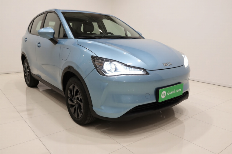 哪吒汽车 哪吒V 2021款 长续航娱乐版车身外观3