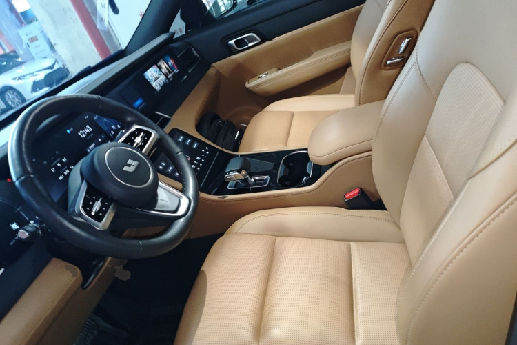 理想汽车 理想ONE 2021款 增程6座版局部细节19