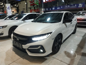 本田 思域 2021款 HATCHBACK 220TURBO CVT潮酷控