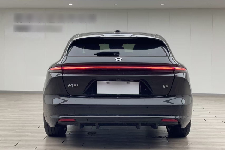 蔚来ET5T 2025款 75kWh Touring车身外观6