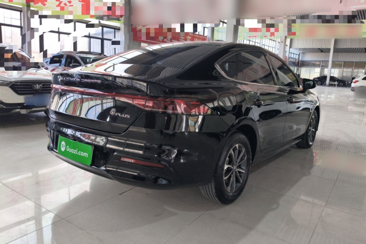 比亚迪 秦PLUS 2023款 冠军版 DM-i 55KM领先型车身外观7