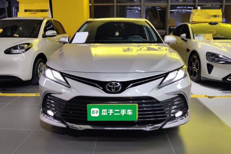 丰田 凯美瑞 2023款 2.0G 豪华版车身外观2