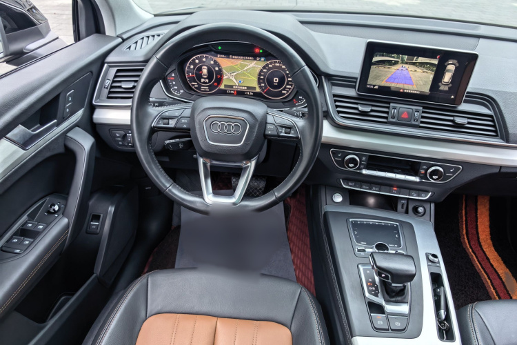 奥迪Q5L 2020款 改款 40 TFSI 荣享时尚型中控内饰7002