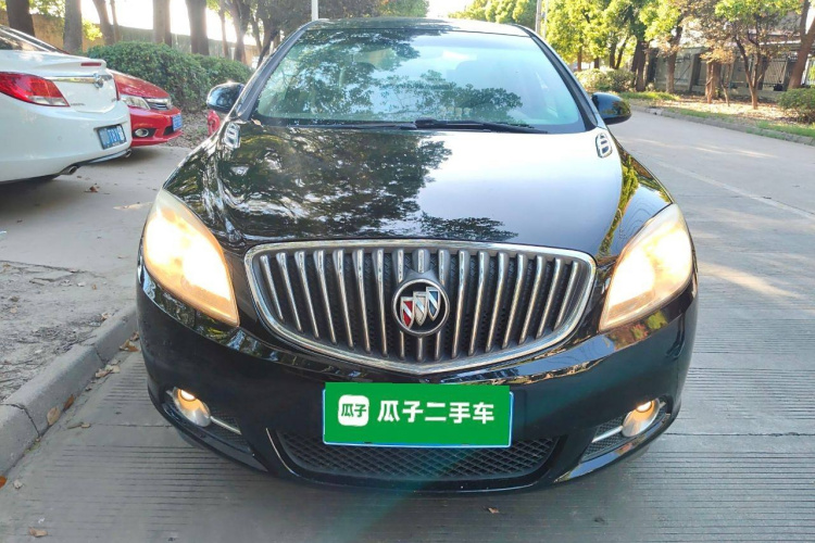 别克 英朗 2013款 GT 1.6L 自动时尚版车身外观2