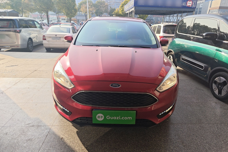 福特 福克斯 2017款 两厢 1.6L 自动风尚型智行版车身外观2