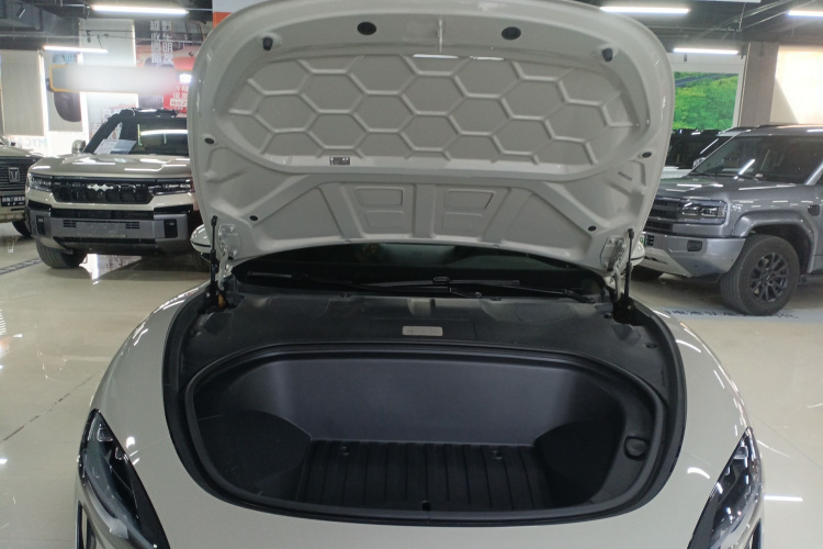 小米汽车 小米SU7 2024款 后驱长续航智驾版机舱底盘24