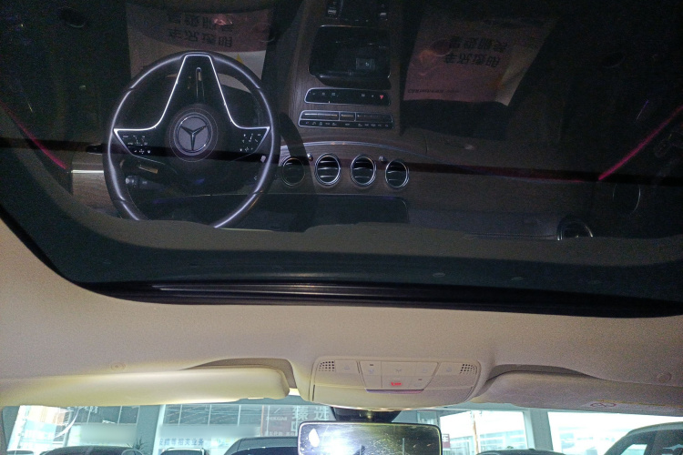 奔驰E级 2023款 改款 E 300 L 时尚型局部细节22