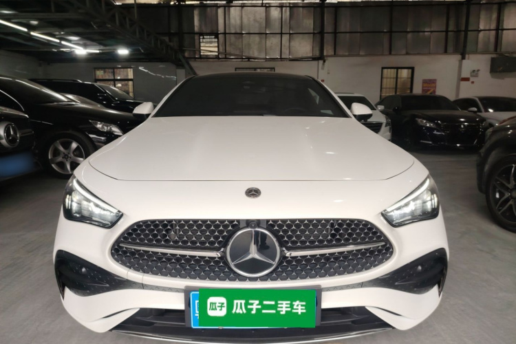 奔驰CLE 2024款 CLE 300 4MATIC 动感型轿跑车车身外观6001