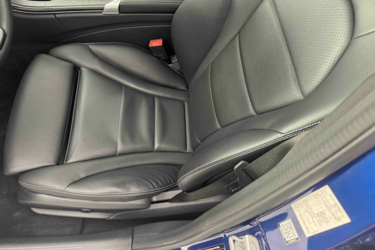 奔驰C级 2017款 C 180 L 运动版中控内饰7003