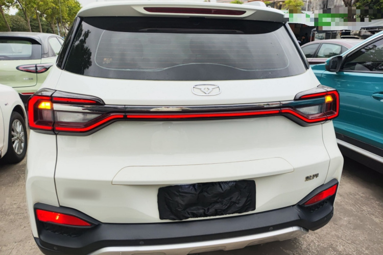 凯翼 炫界 2023款 1.5L CVT优享版车身外观6004