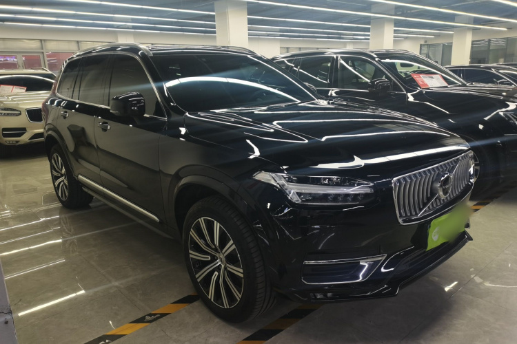 沃尔沃XC90 2021款 B6 智雅豪华版 7座车身外观3