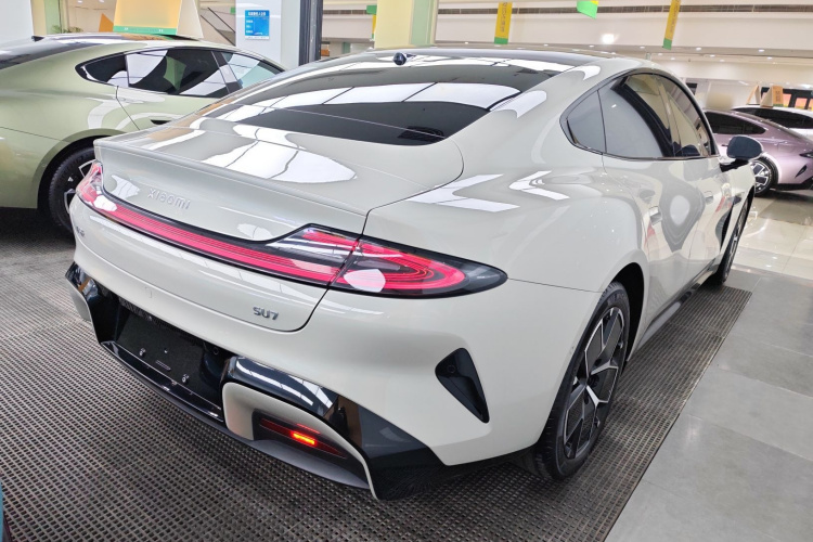 小米汽车 小米SU7 2024款 后驱长续航智驾版车身外观6005