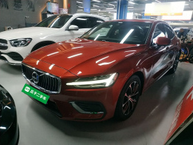 沃尔沃S60 2021款 T4 智逸豪华版