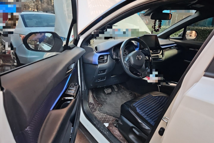 丰田 奕泽IZOA 2018款 2.0L 奕驰版 国V中控内饰20