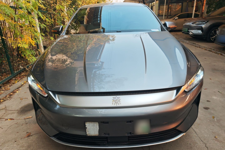 比亚迪 秦PLUS 2023款 冠军版 EV 510KM领先型车身外观2