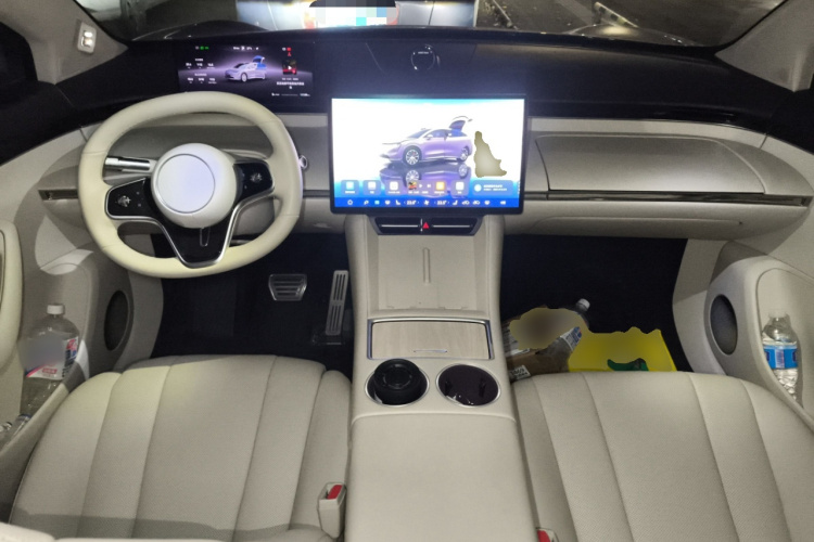 鸿蒙智行 智界R7 2024款 纯电 736km UItra中控内饰12