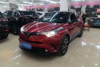 丰田C-HR 2018款 2.0L 领先天窗版 国V