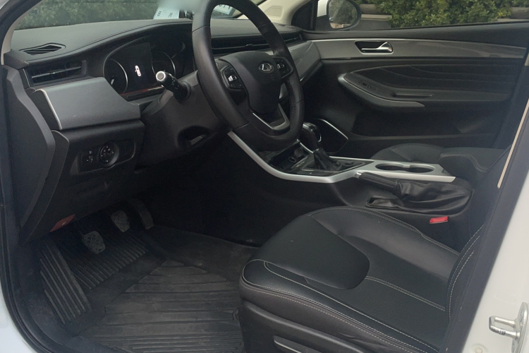 奇瑞 艾瑞泽5 2019款 1.5L 手动乐活版 国V局部细节19