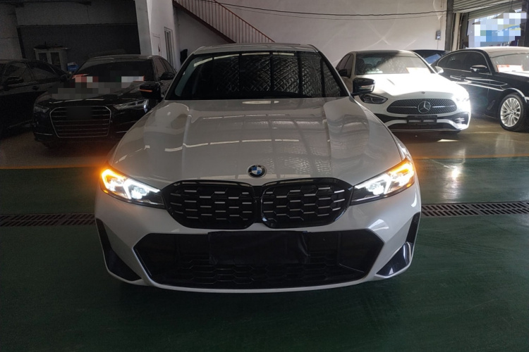 宝马3系 2023款 325i M运动套装车身外观6001