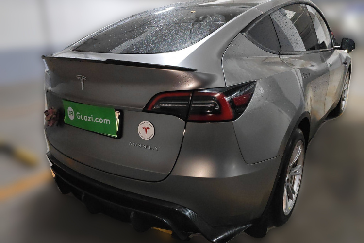 特斯拉 Model Y 2023款 后轮驱动版车身外观6005