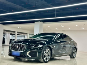 捷豹XFL 2021款 XFL 2.0T P200 两驱精英豪华版