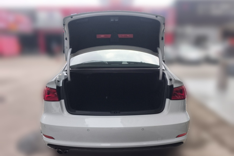 奥迪A3 2016款 Limousine 35 TFSI 风尚型中控内饰23