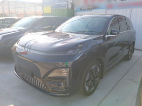 深蓝汽车 深蓝S09 2025款 后驱Ultra