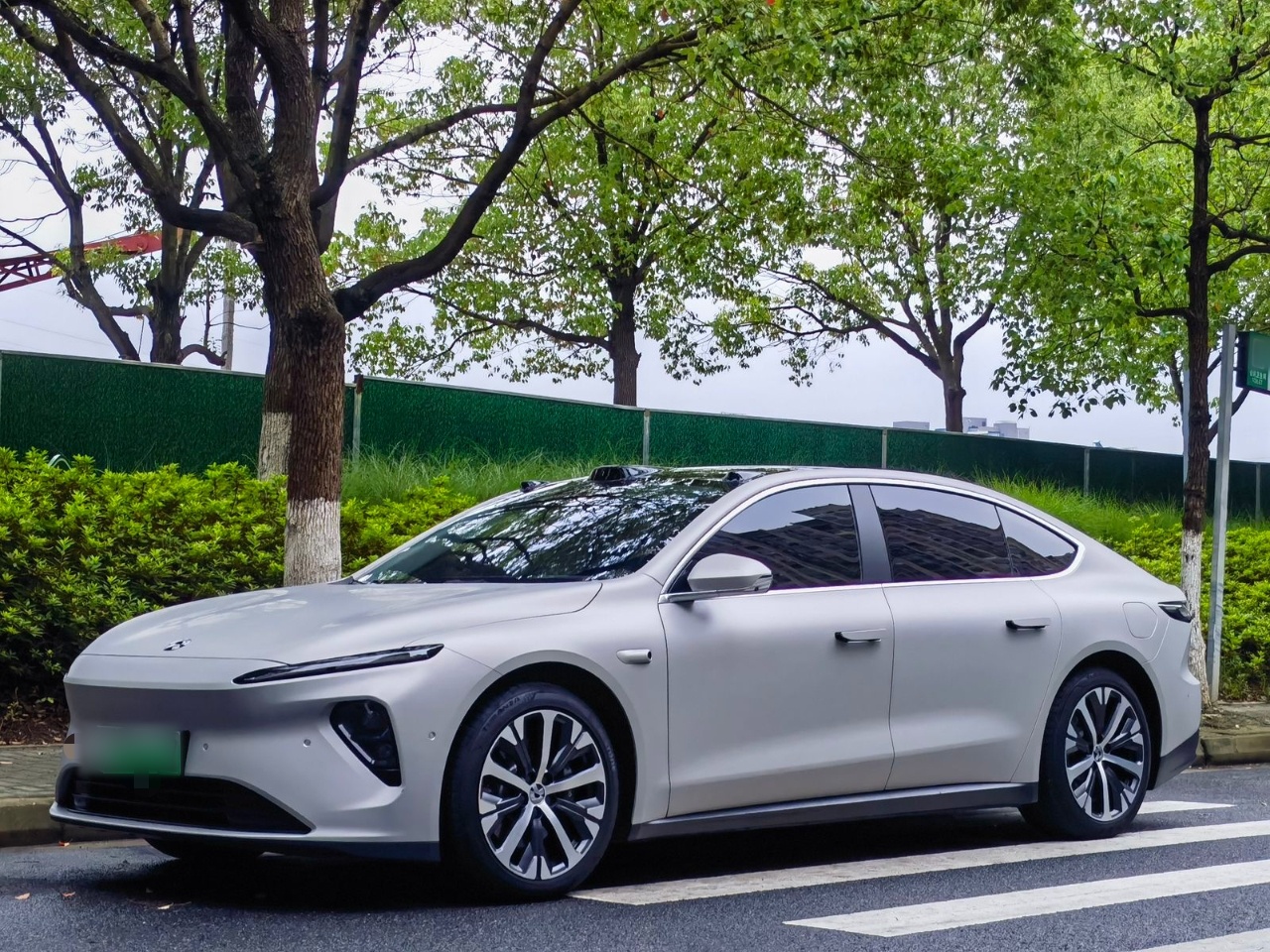 路虎 发现运动版 2020款 249PS R-Dynamic 性能版