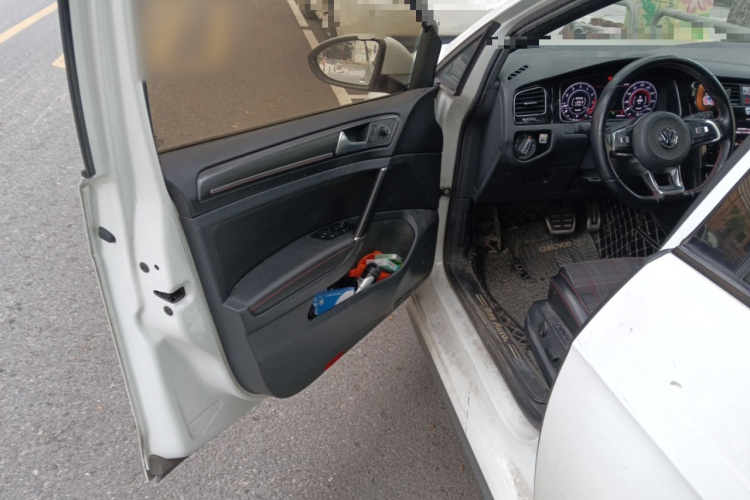 大众 高尔夫GTI 2018款 2.0TSI GTI中控内饰20