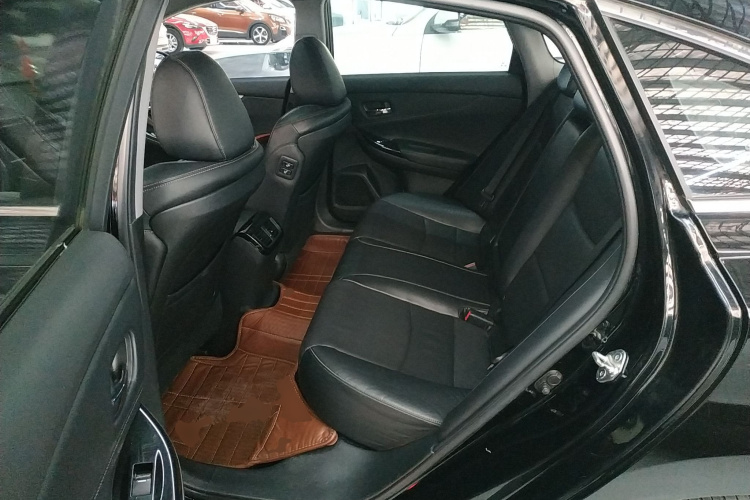 本田 思铂睿 2015款 2.0L 典藏版中控内饰21