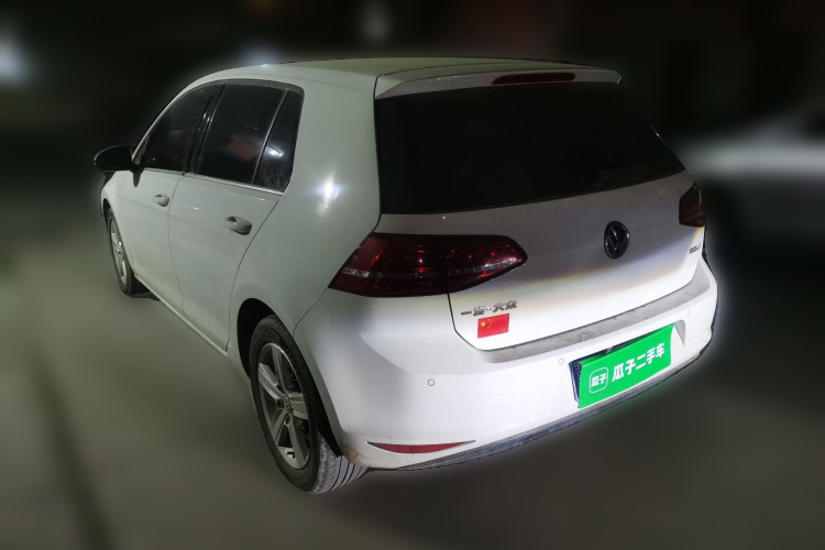 大众 高尔夫 2016款 1.6L 自动舒适型车身外观5