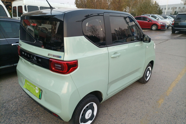 五菱汽车 宏光MINIEV 2022款 悦享款 磷酸铁锂车身外观6005