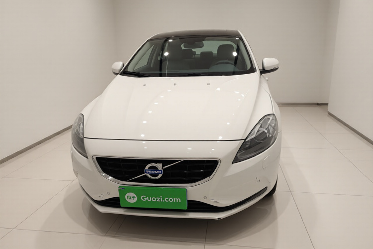 沃尔沃V40 2014款 2.0T 智雅版车身外观2