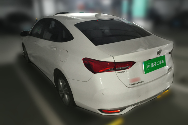 别克 威朗 2022款 Pro 533T 乐享版车身外观5