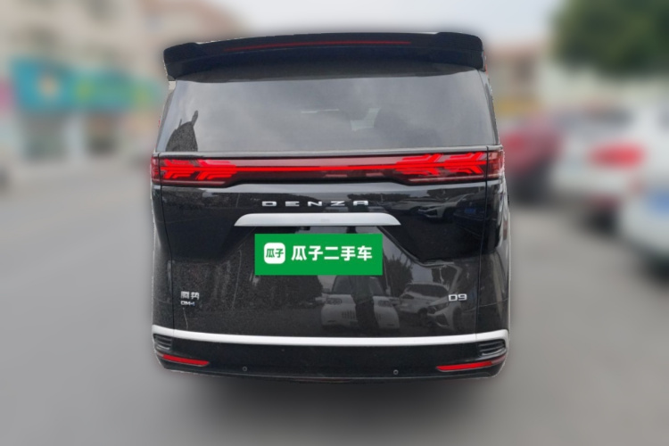 腾势D9 2022款 DM-i 1040 尊贵型车身外观6004