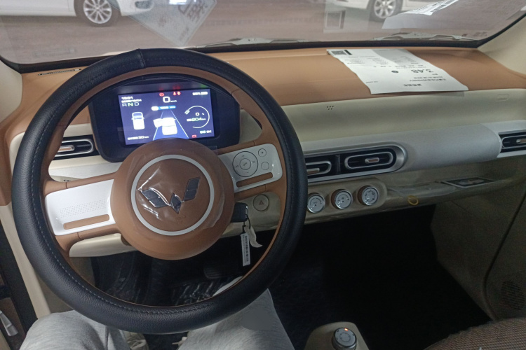 五菱汽车 宏光MINIEV 2024款 第三代 215km 青春版中控内饰7002