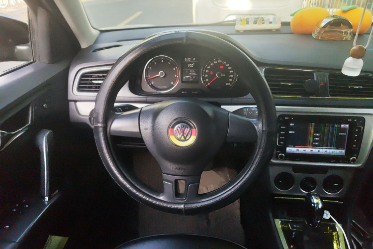 大众 朗逸 2013款 1.4TSI DSG舒适版中控内饰13