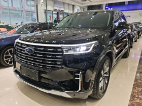 福特 探险者 2023款 EcoBoost 285 四驱钛金版 7座