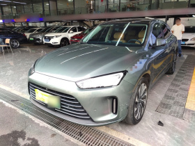 鸿蒙智行 问界M5 2022款 增程四驱旗舰版