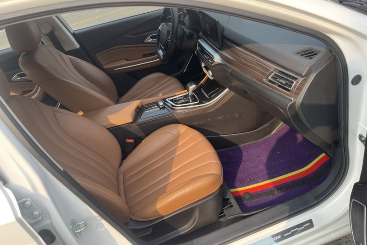 北京汽车 北京U7 2019款 1.5T CVT新智版 国VI局部细节19