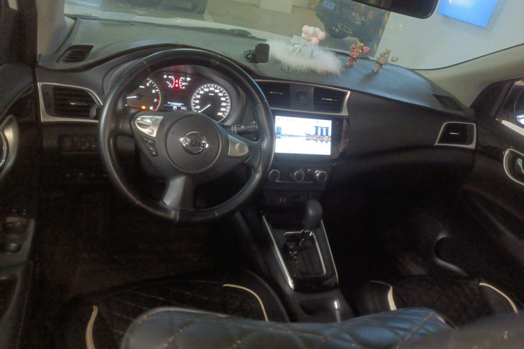 日产 轩逸 2022款 经典 1.6XL CVT豪华版中控内饰12