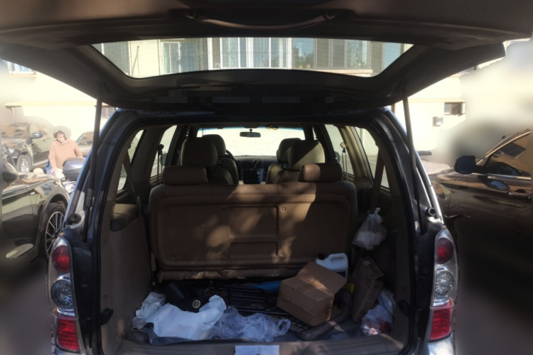 别克GL8 2014款 2.4L 经典版中控内饰23