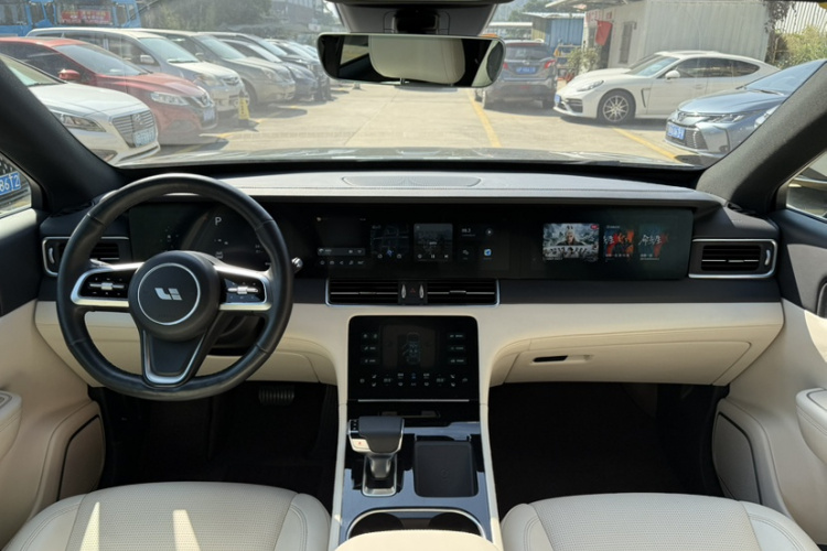 理想汽车 理想ONE 2021款 增程6座版中控内饰7001