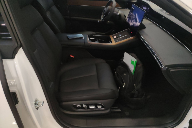 鸿蒙智行 享界S9 2024款 纯电 Ultra 四驱旗舰版局部细节41