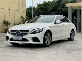 奔驰C级 2020款 C 260 L 运动版