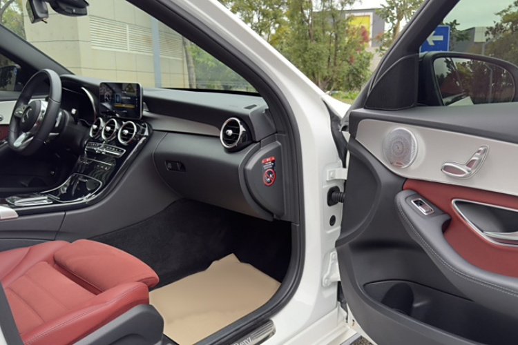 奔驰C级 2021款 C 260 星耀臻藏版中控内饰7001