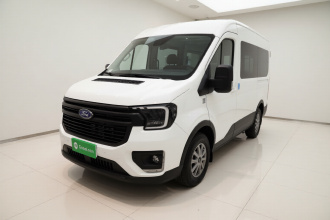 福特 全顺T8 2024款 T8 2.3T柴油自动短轴中顶6座多功能版3/3