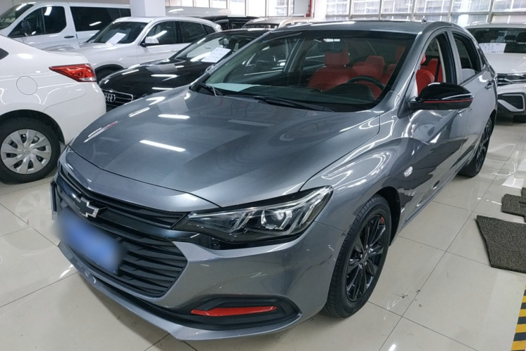 雪佛兰 科鲁泽 2019款 Redline 320T 双离合欢快版 国VI车身外观1